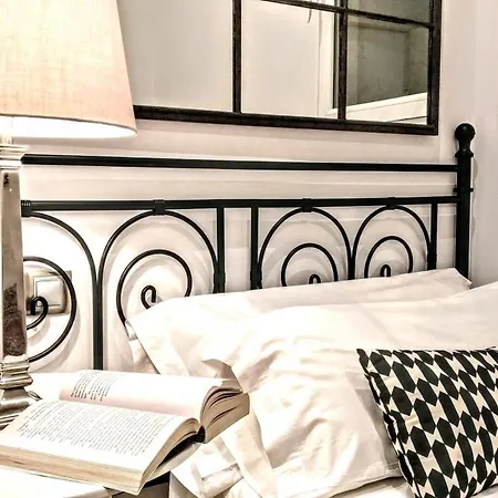 Apartamento La Rambla Spacious 3br Monthly - Parsifal Barcelona