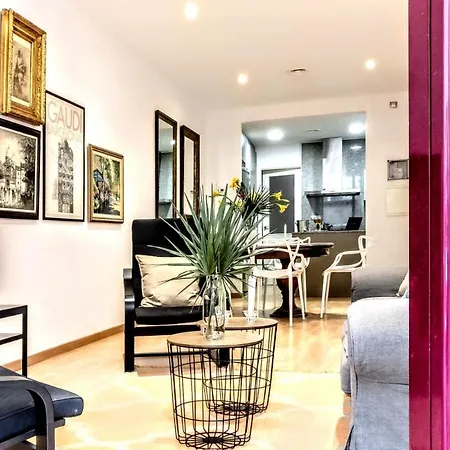Apartmán La Rambla Spacious 3br Monthly - Parsifal *